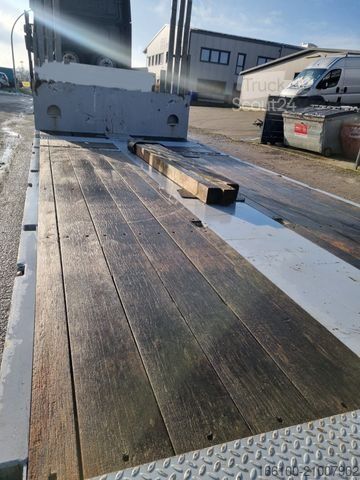 Remorque surbaissée NOOTEBOOM Semi Tieflader 4 Lenkachsen MCO-58-04 V