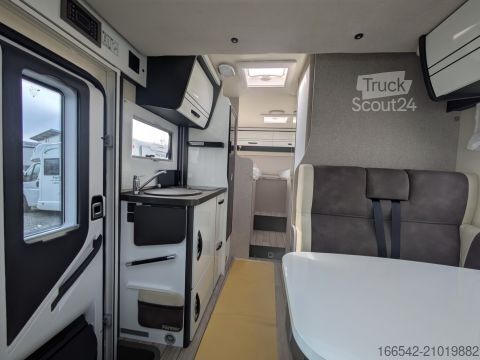 Half-integraal camper Forster T 669 EB 140PS/Isofix/Travel-Line-Paket