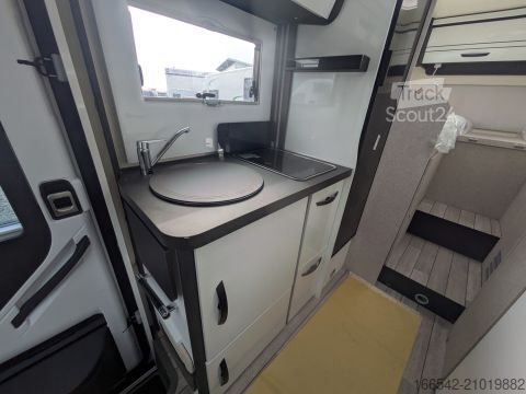 Half-integraal camper Forster T 669 EB 140PS/Isofix/Travel-Line-Paket