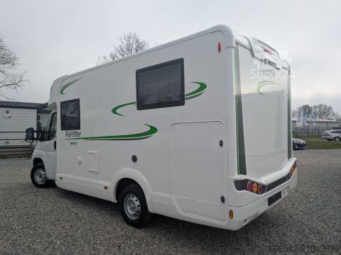 Half-integraal camper Forster T 669 EB 140PS/Isofix/Travel-Line-Paket