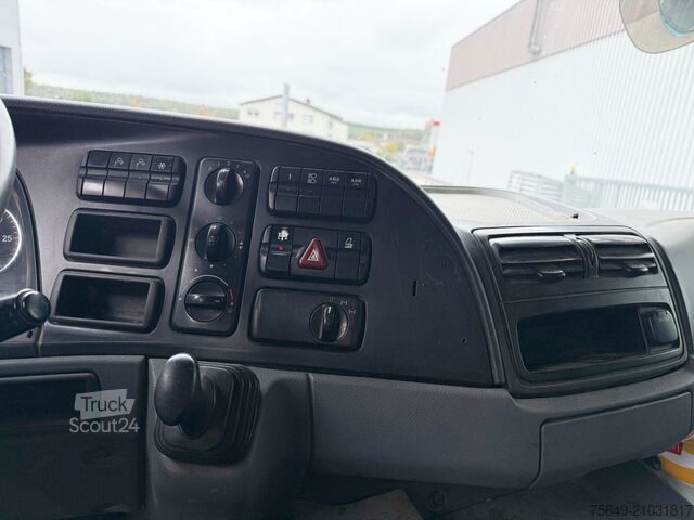 Camion-benne tricar Mercedes-Benz Actros 3241 K 8x4/4 Actros 3241 K 8x4/4, Bordmatik