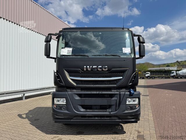 Driezijdige kipper Iveco-Magirus X-Way AD360X40Z/P 8x4 X-Way AD360X40Z/P 8x4