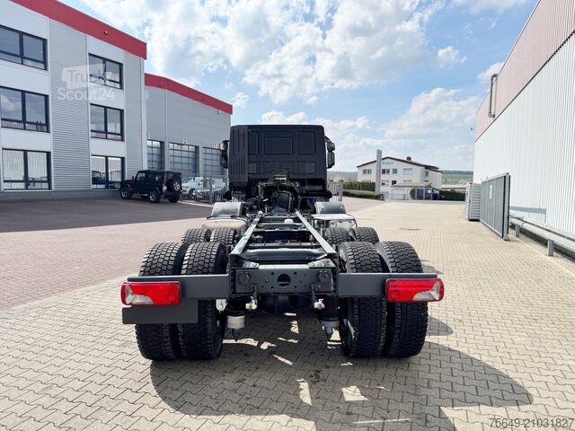 Třístranný sklápěč Iveco-Magirus X-Way AD360X40Z/P 8x4 X-Way AD360X40Z/P 8x4