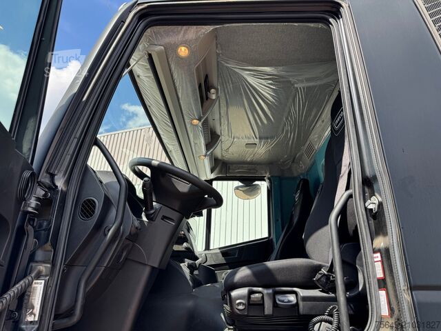 Driezijdige kipper Iveco-Magirus X-Way AD360X40Z/P 8x4 X-Way AD360X40Z/P 8x4