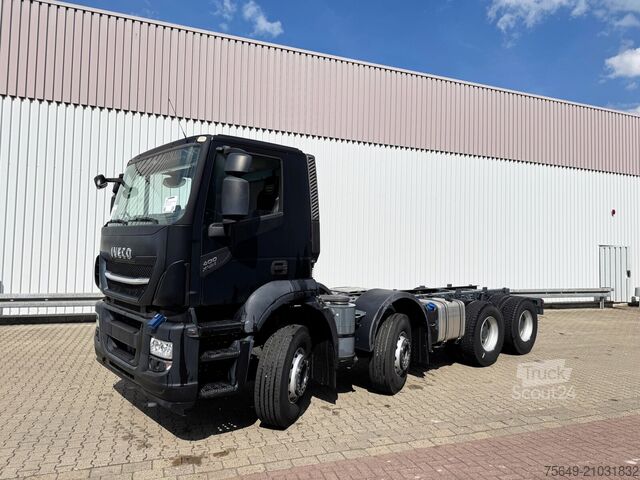 Hákový nosič kontejnerů Iveco-Magirus X-Way AD360X40Z/P 8x4 X-Way AD360X40Z/P 8x4