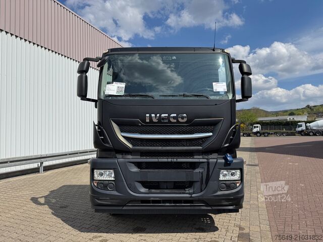 Hákový nosič kontejnerů Iveco-Magirus X-Way AD360X40Z/P 8x4 X-Way AD360X40Z/P 8x4