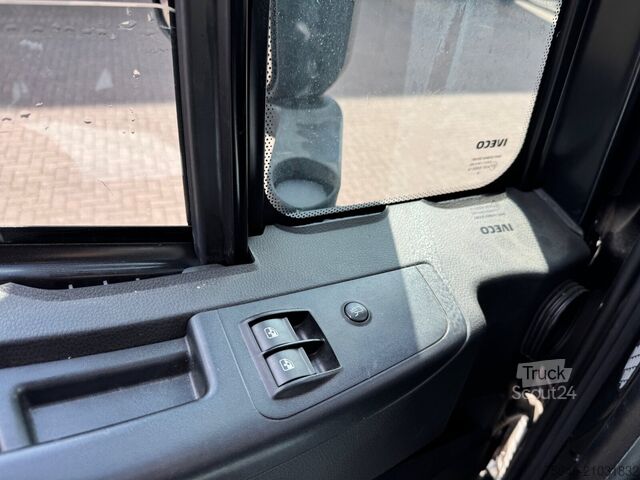 Hákový nosič kontejnerů Iveco-Magirus X-Way AD360X40Z/P 8x4 X-Way AD360X40Z/P 8x4