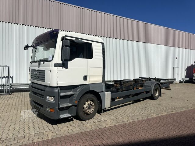 Camion à usage spécial MAN TGA 18.360 LL 4x2 TGA 18.360 LL 4x2, Fahrschule
