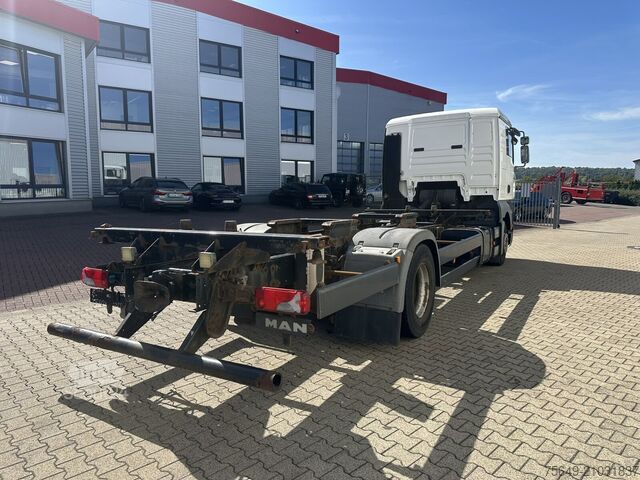 Camion à usage spécial MAN TGA 18.360 LL 4x2 TGA 18.360 LL 4x2, Fahrschule