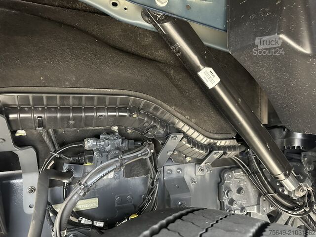 Camion à usage spécial DAF XF 530 FT 6x2 XF 530 FT 6x2, Intarder, Navi, Spacecab, Vorlauflenk/lift, zGG 68t