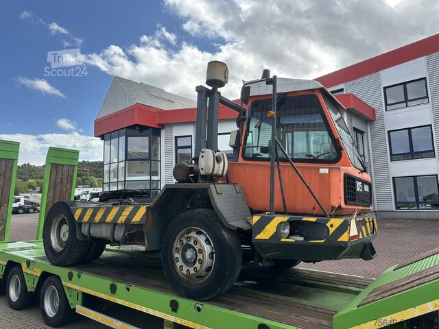 Spezial-LKW  815 4x2 815 4x2 Terminal Tractor, Rangierfahrzeug