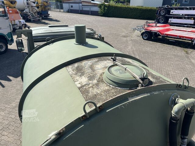 Camion-citerne Iveco-Magirus FF 95 E 18 WR 4x4 FF 95 E 18 WR 4x4, 6000l Wassertank