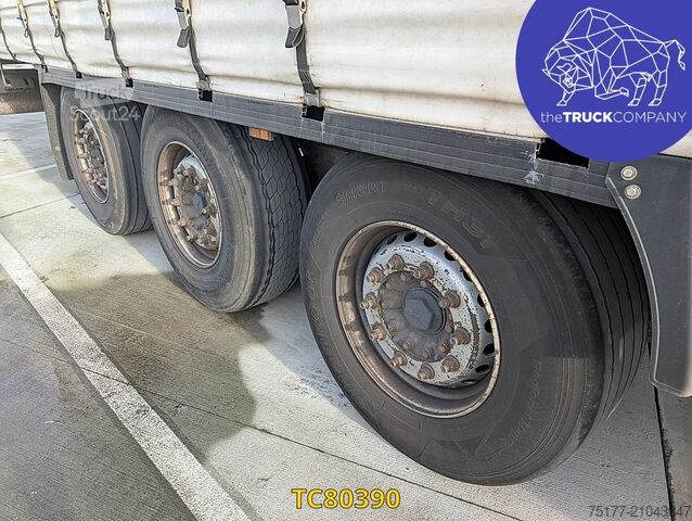 Bâches coulissantes Krone curtainsider hardwood floor