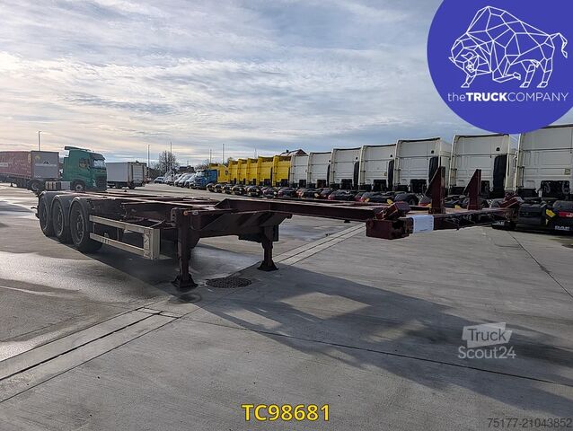 Transport de conteneurs Renders 