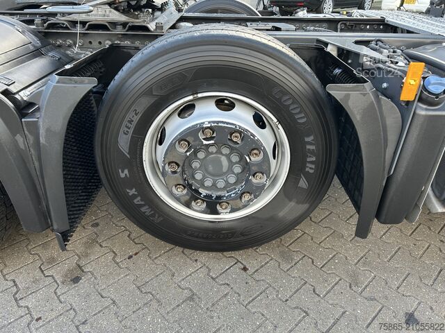 Standaard-SZM Mercedes-Benz Actros 2542 Gigaspace 6x2 / 440 dkm / NL Truck ...