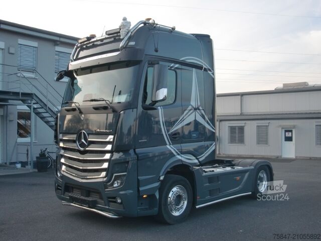 Standaard trekker Mercedes-Benz Actros 1851 LS Giga Retarder Standklima