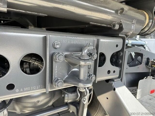 Teherautó Mercedes-Benz Arocs 4140 K 8x4 Meiller Tipper