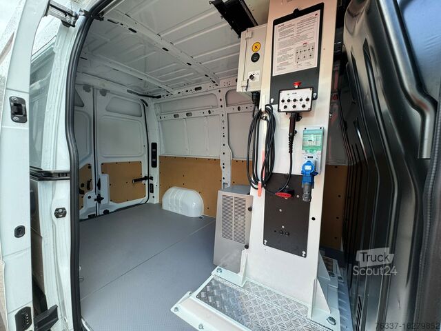 Van Renault Master Neu Hubarbeitsbühne KLUBB KL32 12