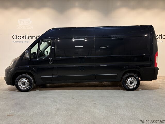 Slēgtais furgons Peugeot Boxer 2.2 BlueHDi 140 PK L3H2 / Airco / Cruise ...