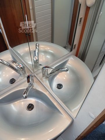 Integreret autocamper BÜRSTNER NEXXO,T660,mit Sonderausstattung für 10.000 ¤