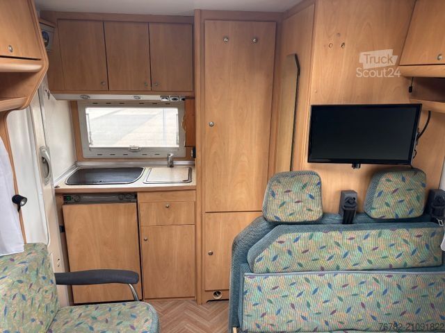 Alkoven Wohnmobil BÜRSTNER A-532-2 Active SAT-TV Solar Grüne Plakette 4