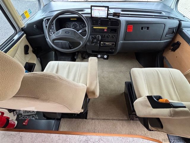 Integrerad husbil WEINSBERG Komet 680MQ Solar/SAT/Markise/kette/1.Hand