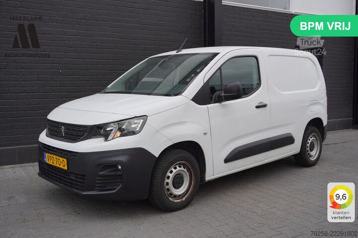 Karavan z visoko streho Peugeot Partner 1.2 PureTech 110Pk Benzine - Airco - Na...