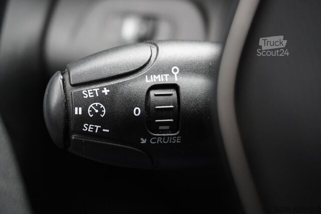 Carrinha de tejadilho alto Peugeot Partner 1.2 PureTech 110Pk Benzine - Airco - Na...