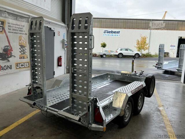 Carregador baixo Brian James Cargo Digger Plant 2 / Länge: 2.800mm / 2.700kg