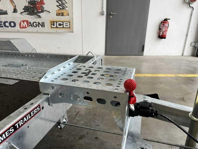 Carregador baixo Brian James Cargo Digger Plant 2 / Länge: 2.800mm / 2.700kg