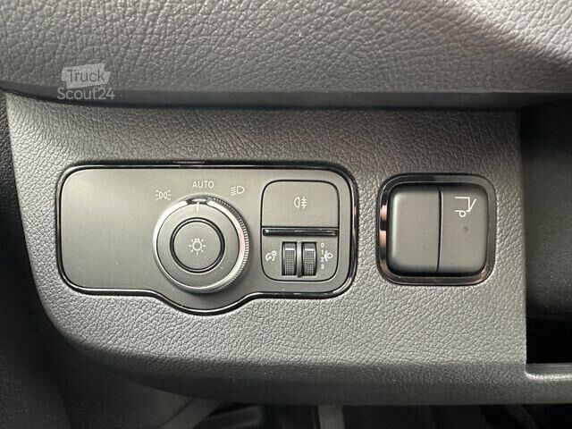 Fahrgestell mit Fahrerhaus Mercedes-Benz Sprinter 311 CDI 4325 Fahrgestell