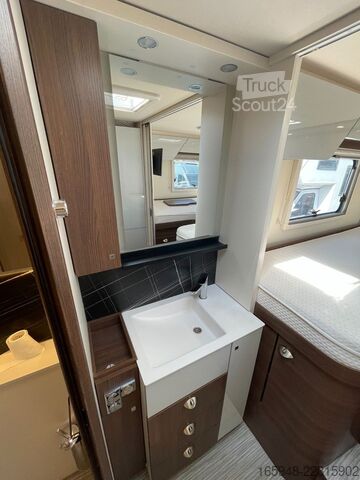 Camping-car intégral BÜRSTNER Elegance I 910 G *Sie sparen: ca. 85.000¤*