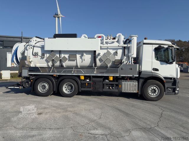 Vacuum tank truck MERCEDES-BENZ Actros 2546 L 6x2 mit KROLL Saug-Druck-Aufbau