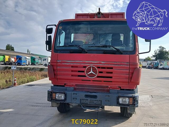 Transport de conteneurs Mercedes-Benz SK 2531