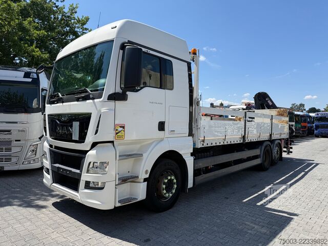 شاحنة مسطحة MAN TGX 26.440 6X2 Kran Hiab 144