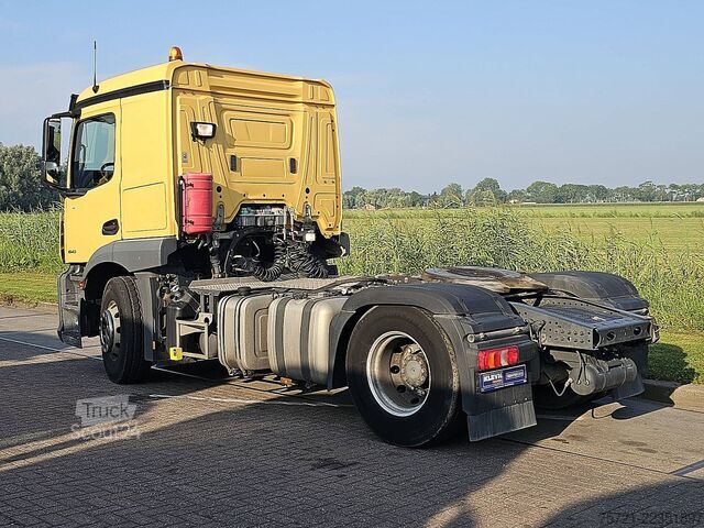 Standaard trekker MERCEDES-BENZ ACTROS 1843