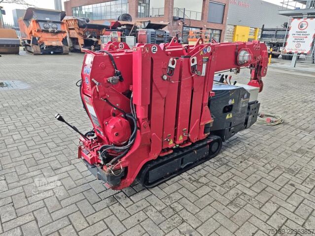 رافعة صغيرة Unic URW 295 CDMER