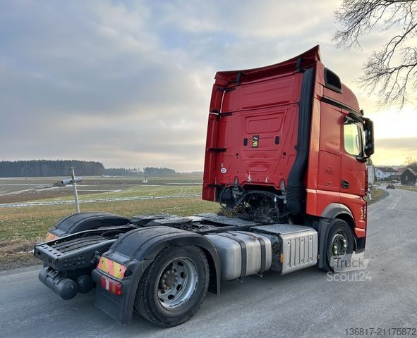 Objemový tahač MERCEDES-BENZ Actros 1848 E6 Lowliner BigSpace