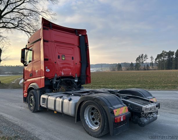 Objemový tahač MERCEDES-BENZ Actros 1848 E6 Lowliner BigSpace