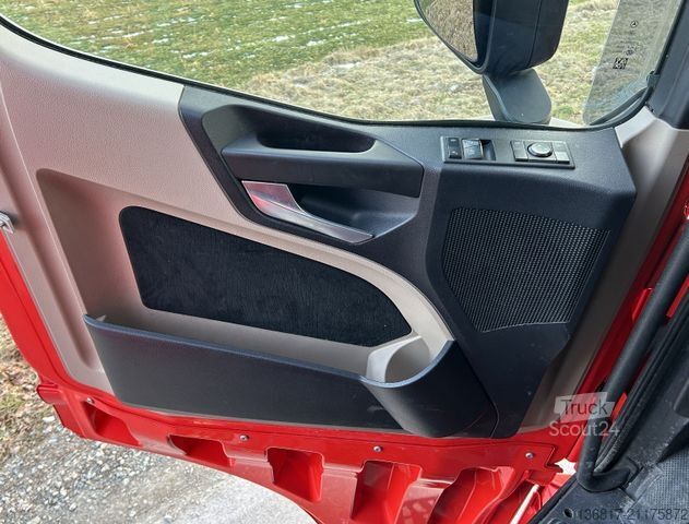 Objemový tahač MERCEDES-BENZ Actros 1848 E6 Lowliner BigSpace