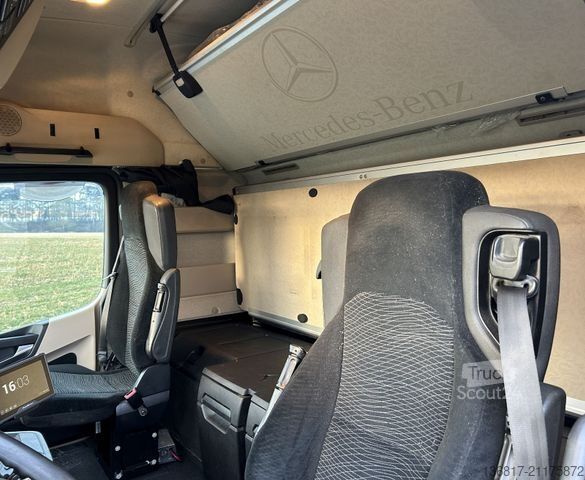 Objemový tahač MERCEDES-BENZ Actros 1848 E6 Lowliner BigSpace