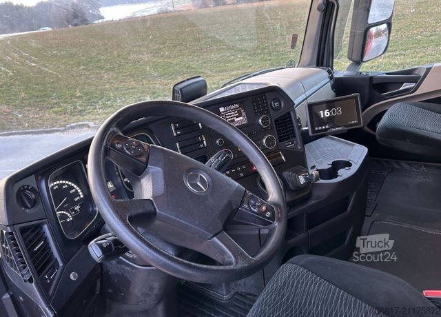 Objemový tahač MERCEDES-BENZ Actros 1848 E6 Lowliner BigSpace