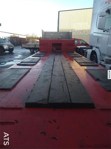  Vang SLHS machine trailer with hydraulic ramps