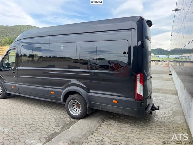  Ford Transit Minibus 16+1