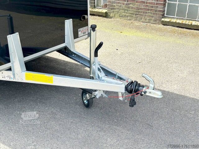 Valiză  2017 C3 EDITION I RAMPE 302X168X188CM 2000KG