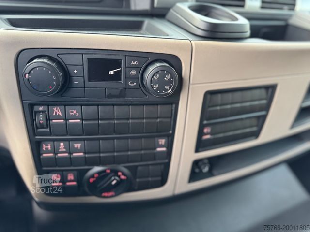 LKW mit Getränkeaufbau MAN TGM 26.320 L / LBW / 2xAHK / LENKACHSE / 18 PAL