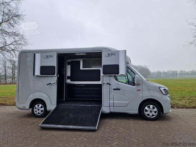 Horse transportation Renault Master STX S3 automaat paardenwagen Pro-Safety ...