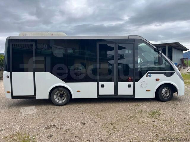 Personenvervoer  Nomec Stacobus Itineris