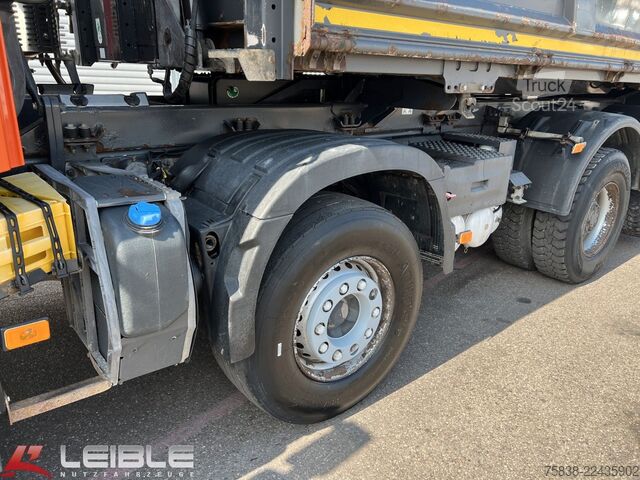 Autocarro ribaltabile VOLVO FH500 8x4*Dreiseitenkipper*Bordmatik*VEB*Liege