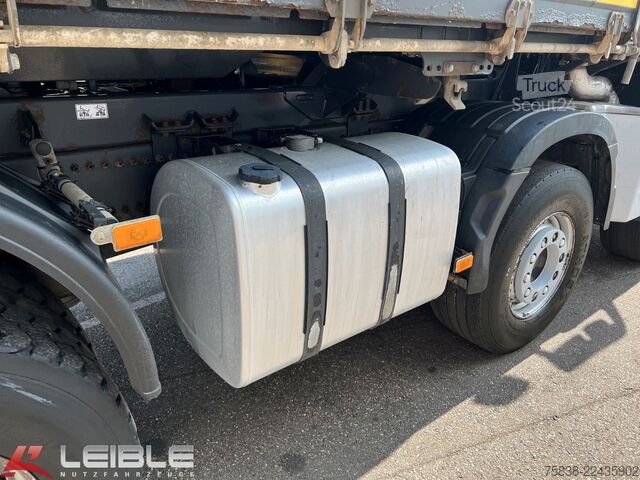 Autocarro ribaltabile VOLVO FH500 8x4*Dreiseitenkipper*Bordmatik*VEB*Liege